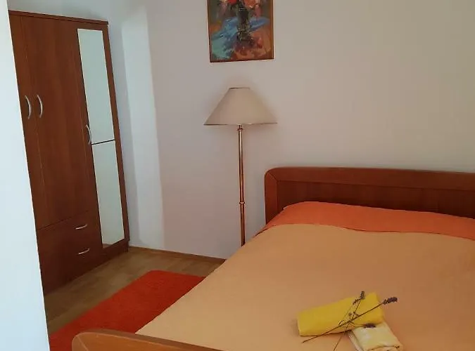 بيت ضيافة Cvita تروغير