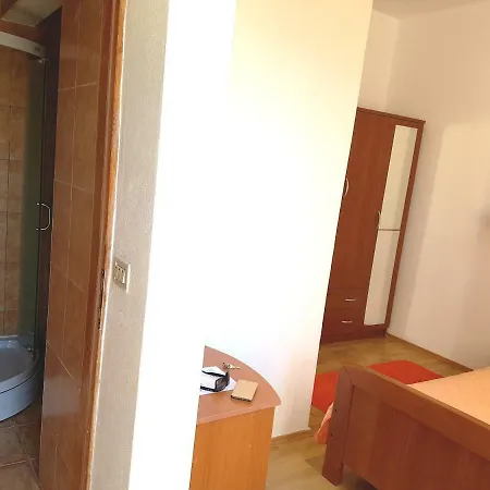 Gostinjska kuća Cvita 3*